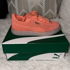 Kids Puma suede sneakers